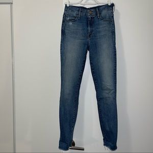 Mother The Looker ankle fray size 24